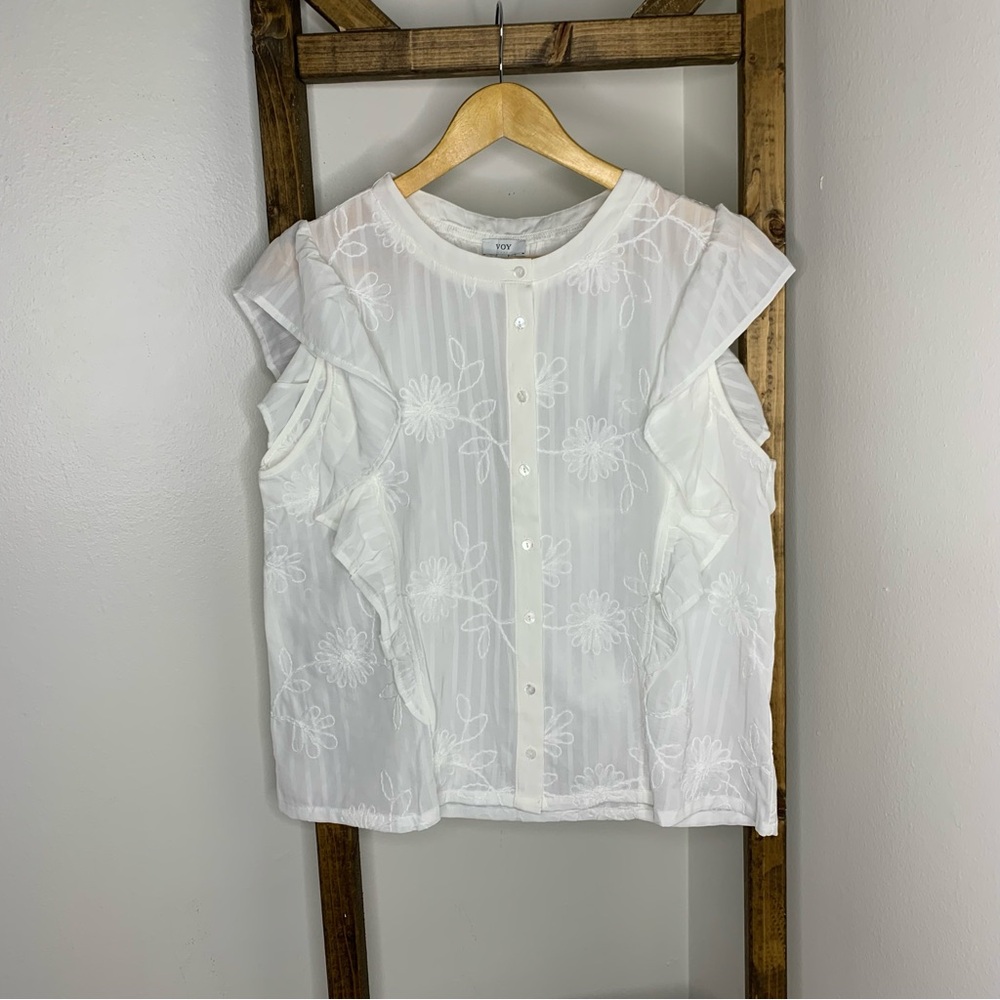 VOY White Floral Embroidered Women's Top Size L